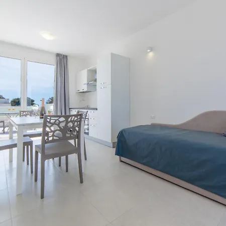 Ξενοδοχείο με διαμερίσματα Diva Luxury 3*